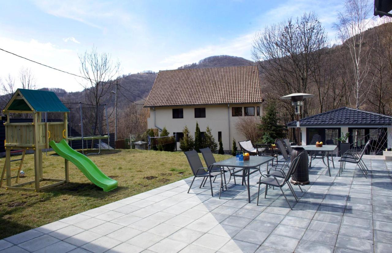 Mira By Atra Bed & Breakfast Teşila Exterior foto