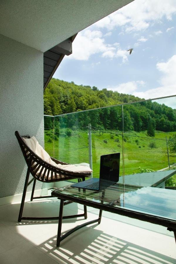 Mira By Atra Bed & Breakfast Teşila Exterior foto