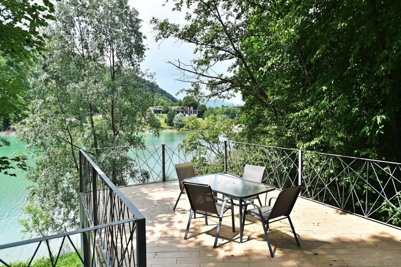 Mira By Atra Bed & Breakfast Teşila Exterior foto