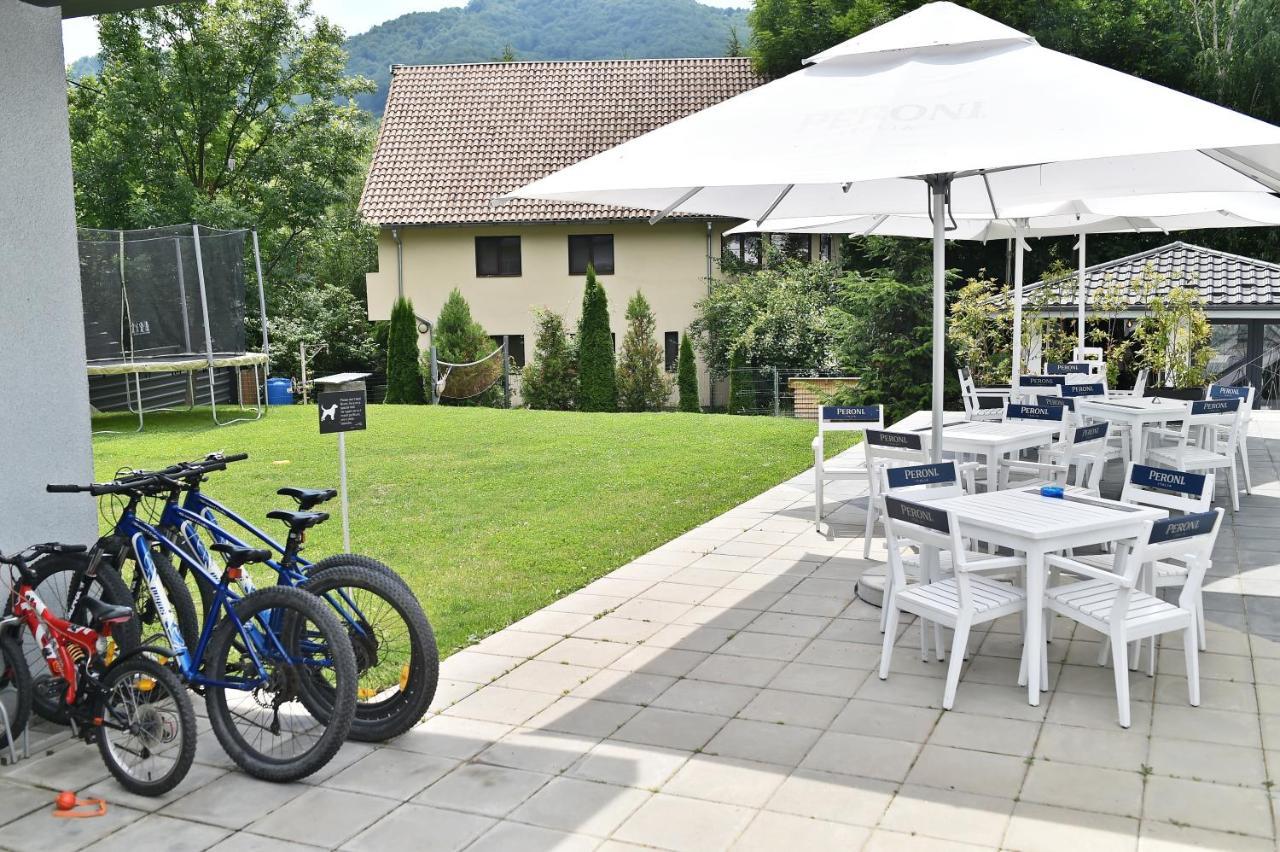 Mira By Atra Bed & Breakfast Teşila Exterior foto