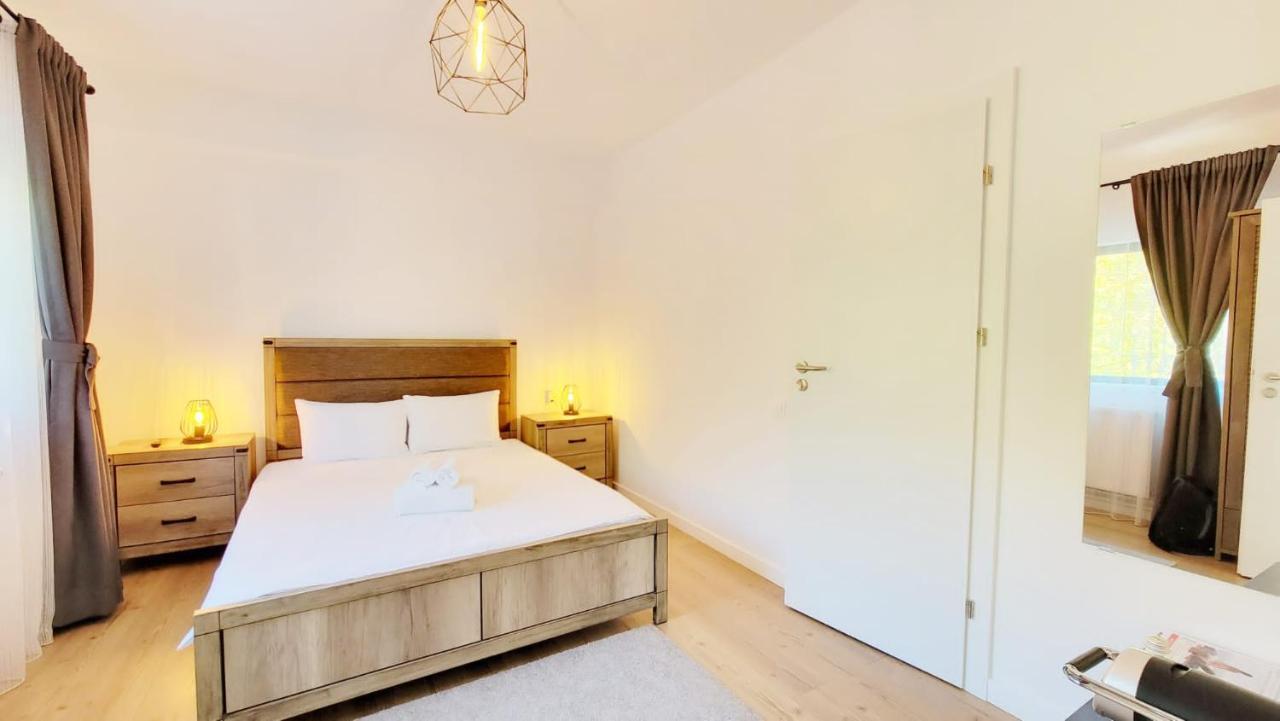 Mira By Atra Bed & Breakfast Teşila Exterior foto