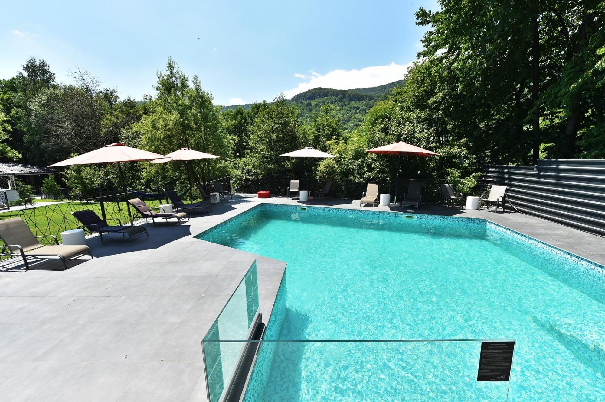 Mira By Atra Bed & Breakfast Teşila Exterior foto
